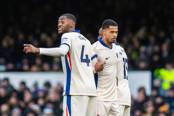 为搅动赛事 为搅动赛事