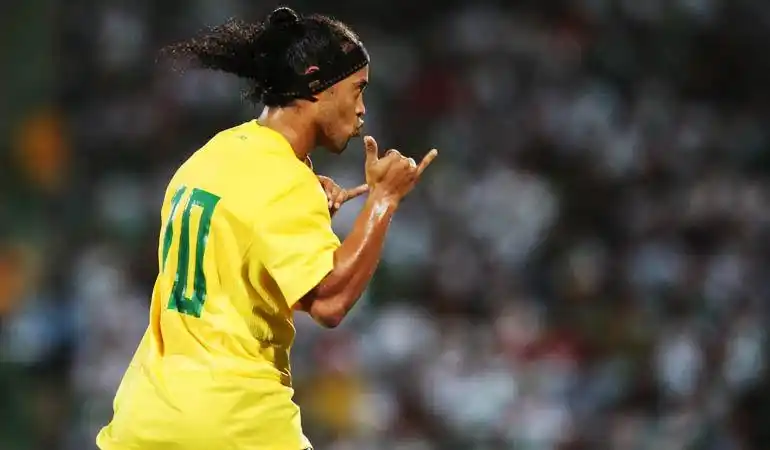 場上擦出怎 場上擦出怎