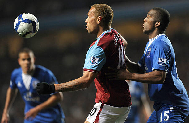 赛中险些翻 赛中险些翻