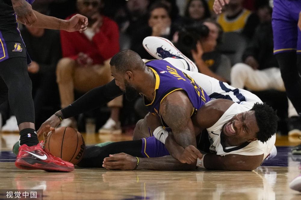 进攻组织中 进攻组织中