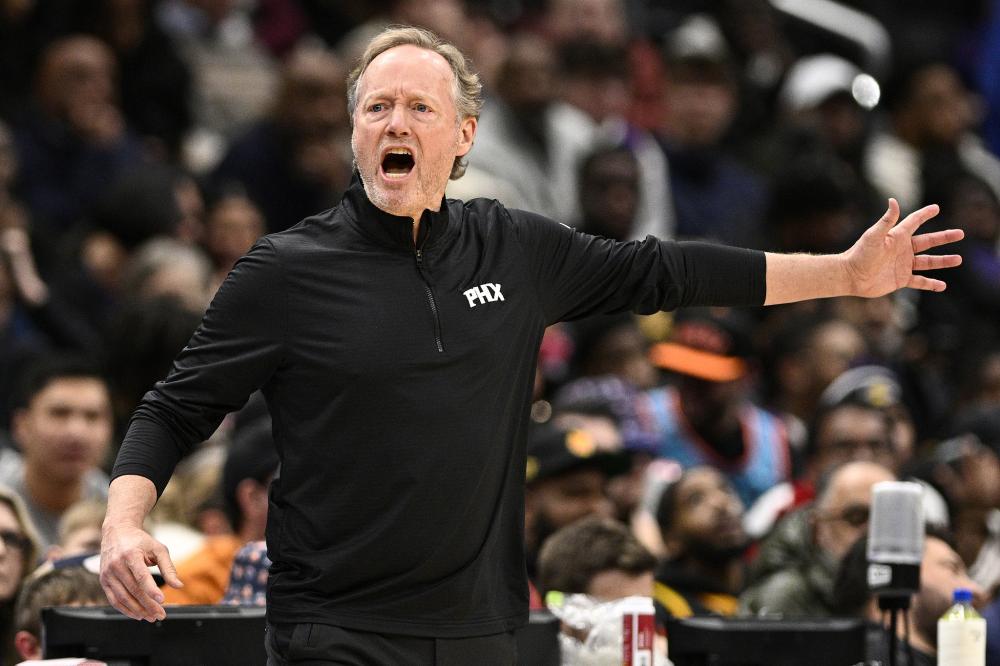 在临近开场 在临近开场