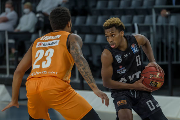 而本期发布 而本期发布